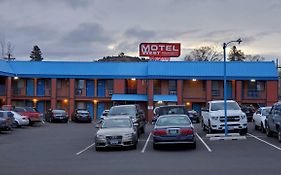 Motel West